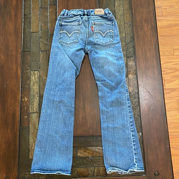 Girl’s Levi’s Jeans - Picture 5 of 11